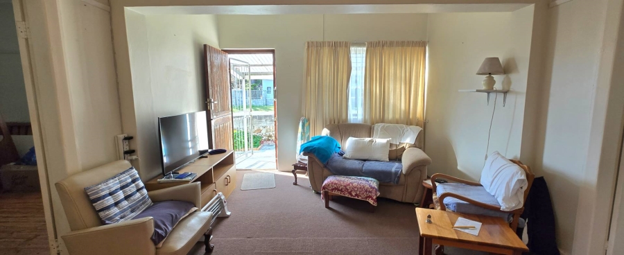 4 Bedroom Property for Sale in Gansbaai Central Western Cape